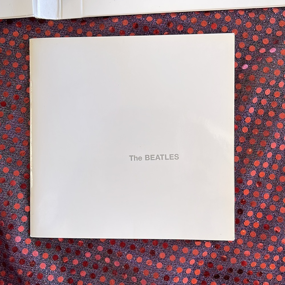 The Beatles 2 CD Set - Picture 2 of 8